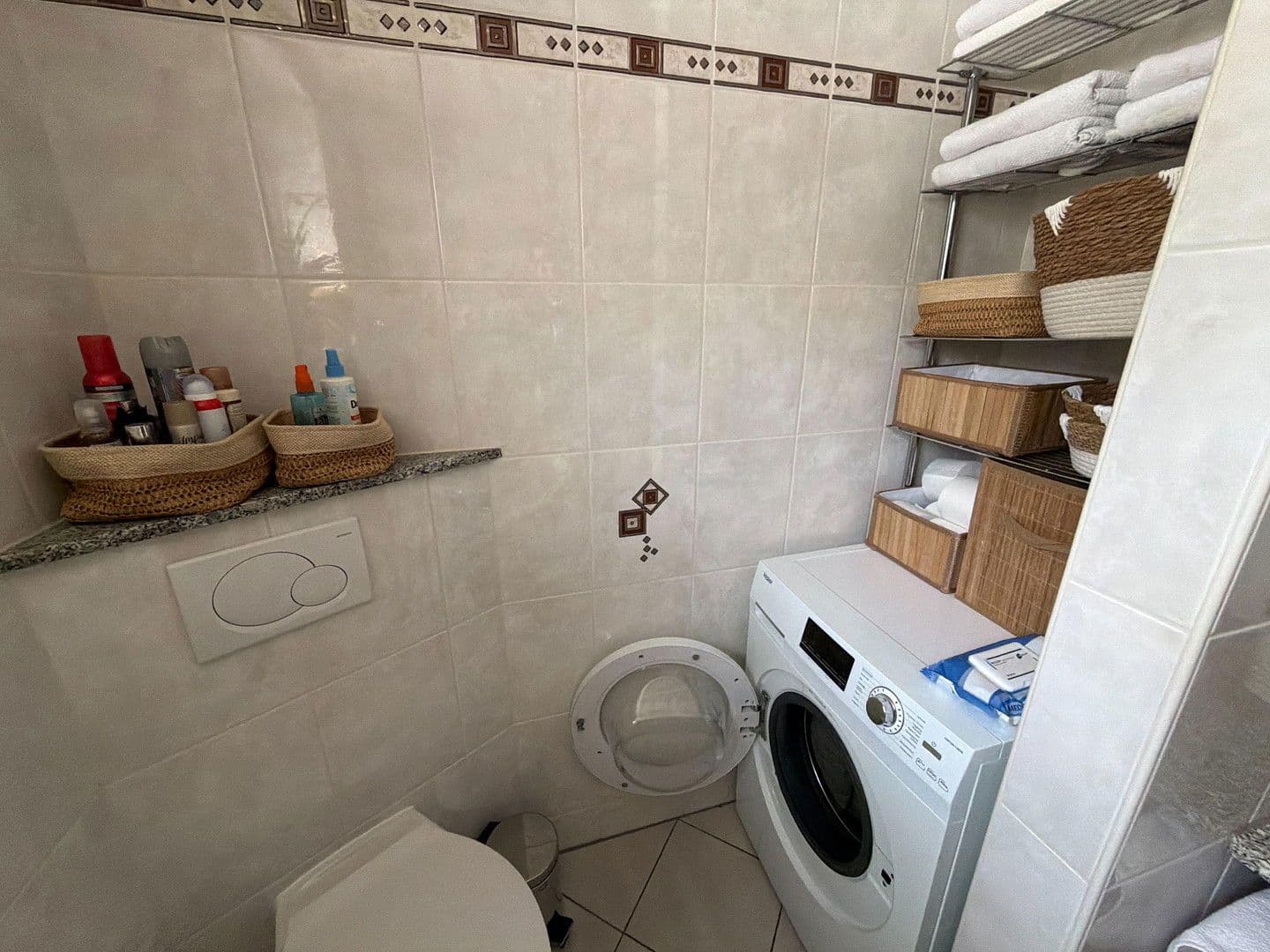 Pronájem bytu 4+1 107 m², Am Rübenstein 3, Ebsdorfergrund, Hessen Pronájem bytu 4+1 107 m², Am Rübenstein 3, Ebsdorfergrund, Hessen