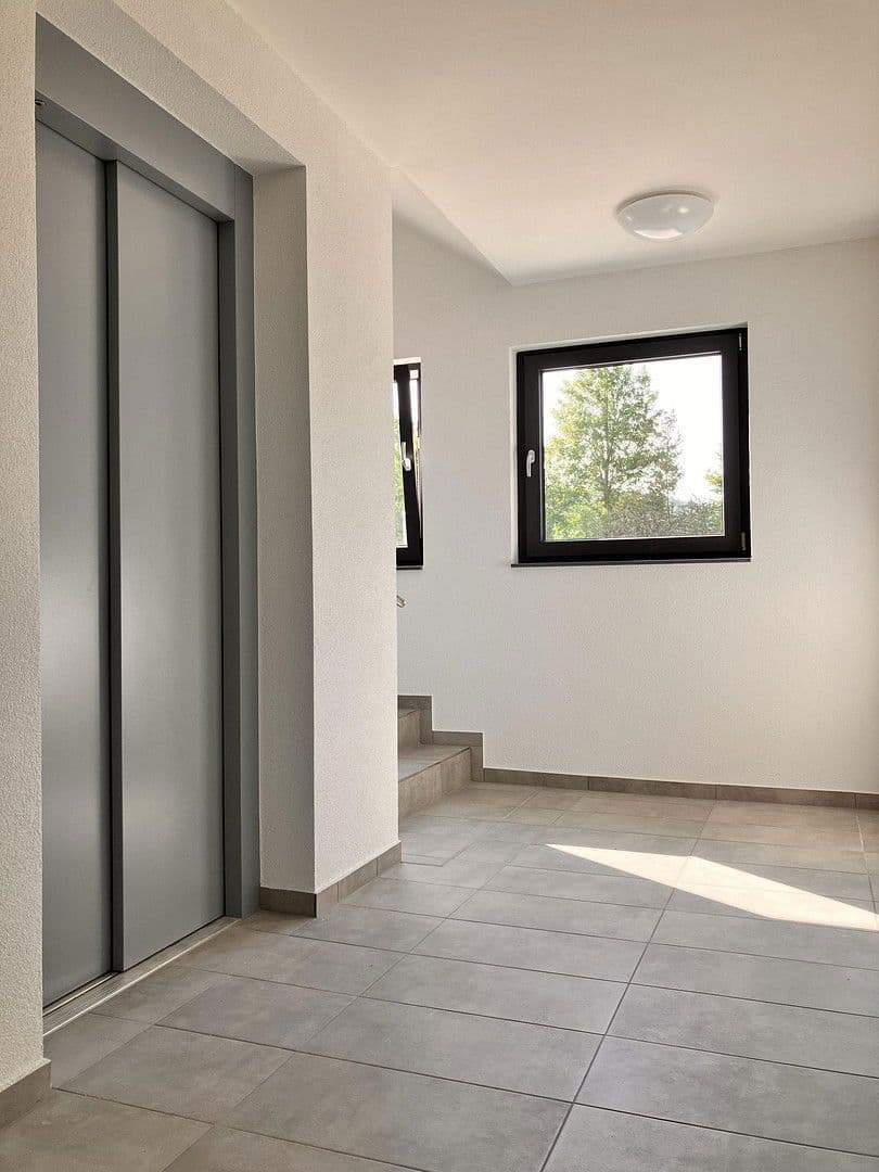 Pronájem bytu 3+kk 108 m², Harthäuser Straße 18, Igersheim, Bádensko-Württembersko Pronájem bytu 3+kk 108 m², Harthäuser Straße 18, Igersheim, Bádensko-Württembersko