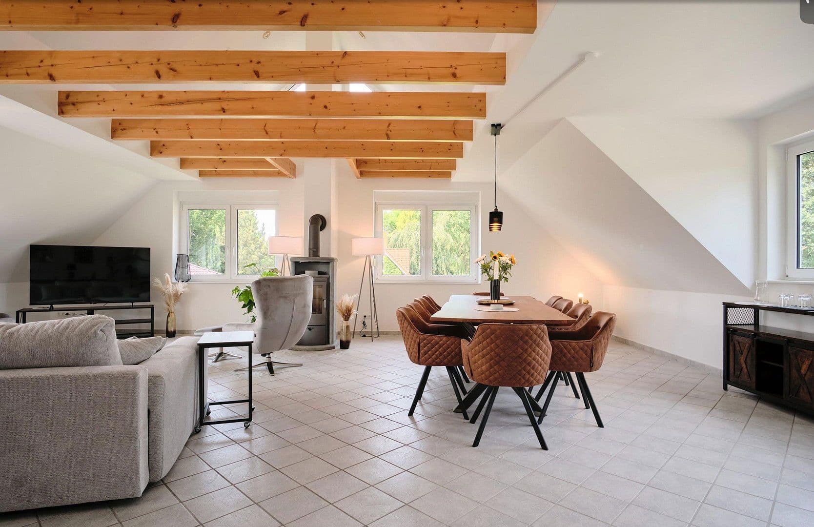 Prodej domu 315 m², pozemek 700 m², Mittelweg 45, Stuhr, Dolní Sasko Prodej domu 315 m², pozemek 700 m², Mittelweg 45, Stuhr, Dolní Sasko