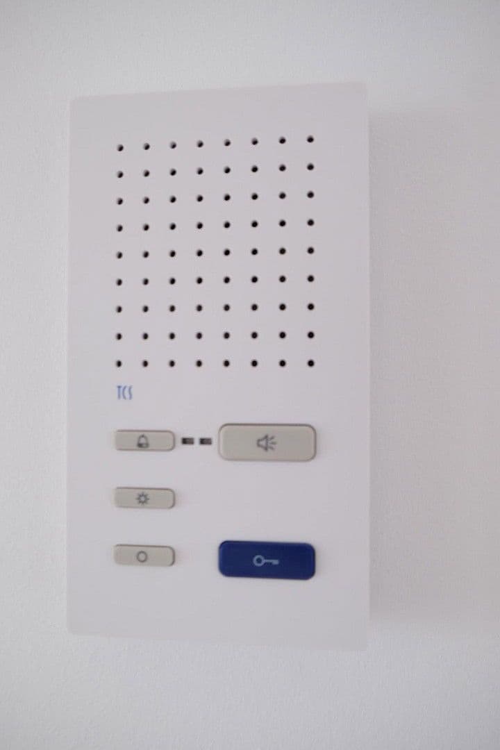 Pronájem bytu 2+kk 90 m², Plattstraße, Flörsheim, Hessen Pronájem bytu 2+kk 90 m², Plattstraße, Flörsheim, Hessen