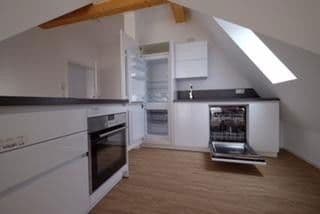 Pronájem bytu 2+kk 90 m², Plattstraße, Flörsheim, Hessen Pronájem bytu 2+kk 90 m², Plattstraße, Flörsheim, Hessen