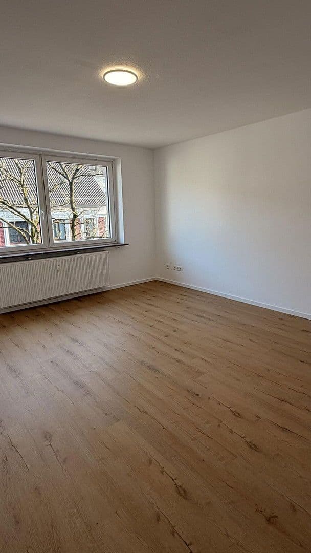 Prodej bytu 2+1 58 m², Schwarzbach 67, Wuppertal, Severní Porýní-Vestfálsko Prodej bytu 2+1 58 m², Schwarzbach 67, Wuppertal, Severní Porýní-Vestfálsko