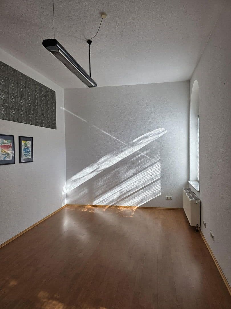 Pronájem kanceláře 140 m², Talstraße 46, Düsseldorf, Severní Porýní-Vestfálsko Pronájem kanceláře 140 m², Talstraße 46, Düsseldorf, Severní Porýní-Vestfálsko