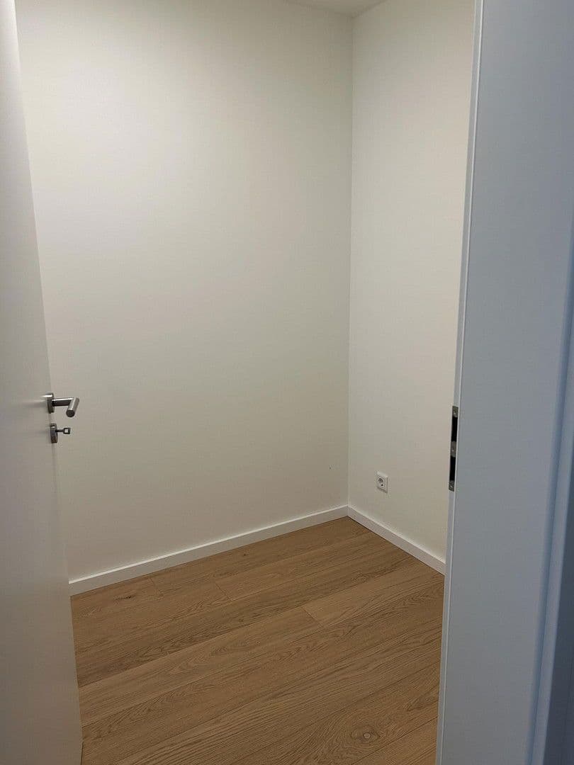 Pronájem bytu 3+1 77 m², Paderborn, Severní Porýní-Vestfálsko Pronájem bytu 3+1 77 m², Paderborn, Severní Porýní-Vestfálsko