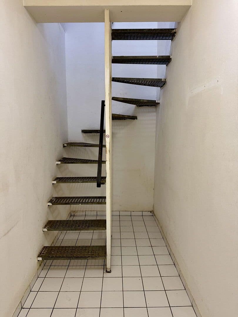 Pronájem nebytového prostoru 260 m², Bochumer Straße 36, Essen, Severní Porýní-Vestfálsko Pronájem nebytového prostoru 260 m², Bochumer Straße 36, Essen, Severní Porýní-Vestfálsko