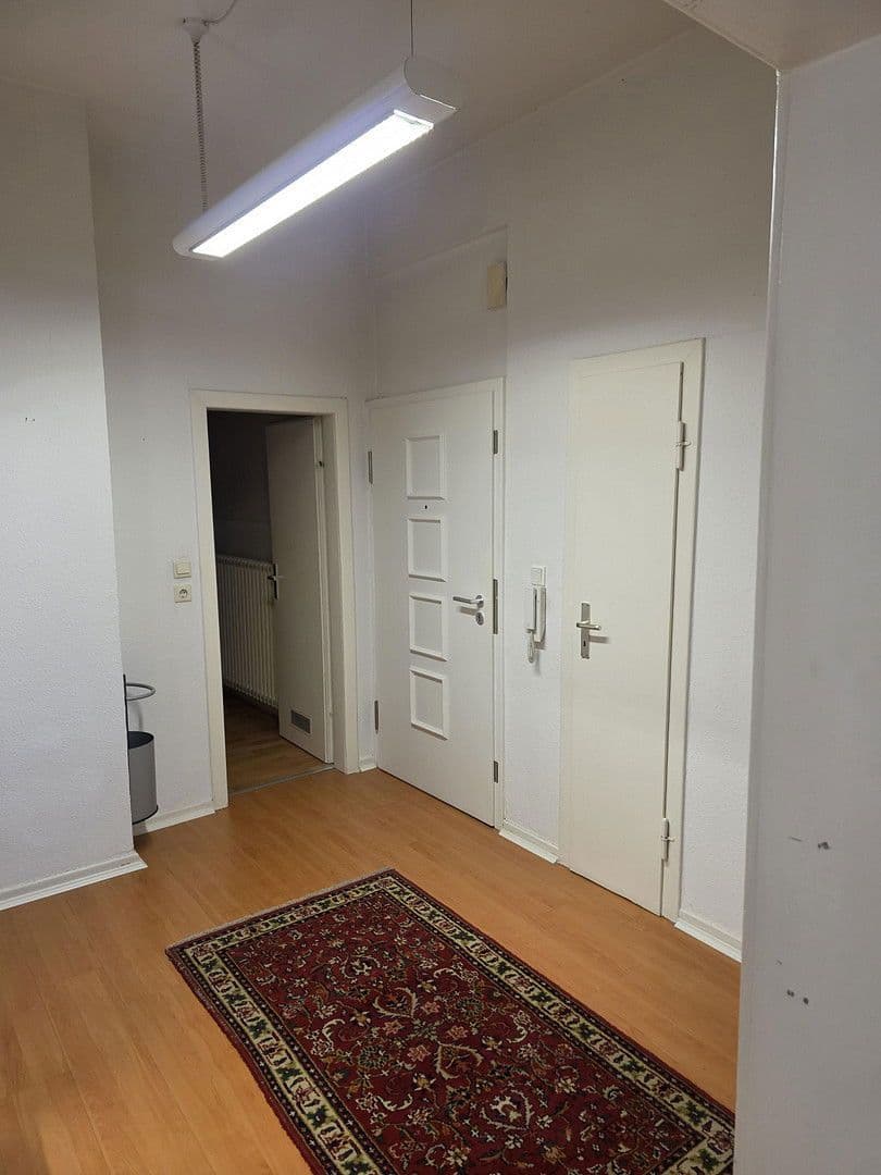 Pronájem domu 140 m², pozemek 230 m², Düsseldorf, Severní Porýní-Vestfálsko Pronájem domu 140 m², pozemek 230 m², Düsseldorf, Severní Porýní-Vestfálsko