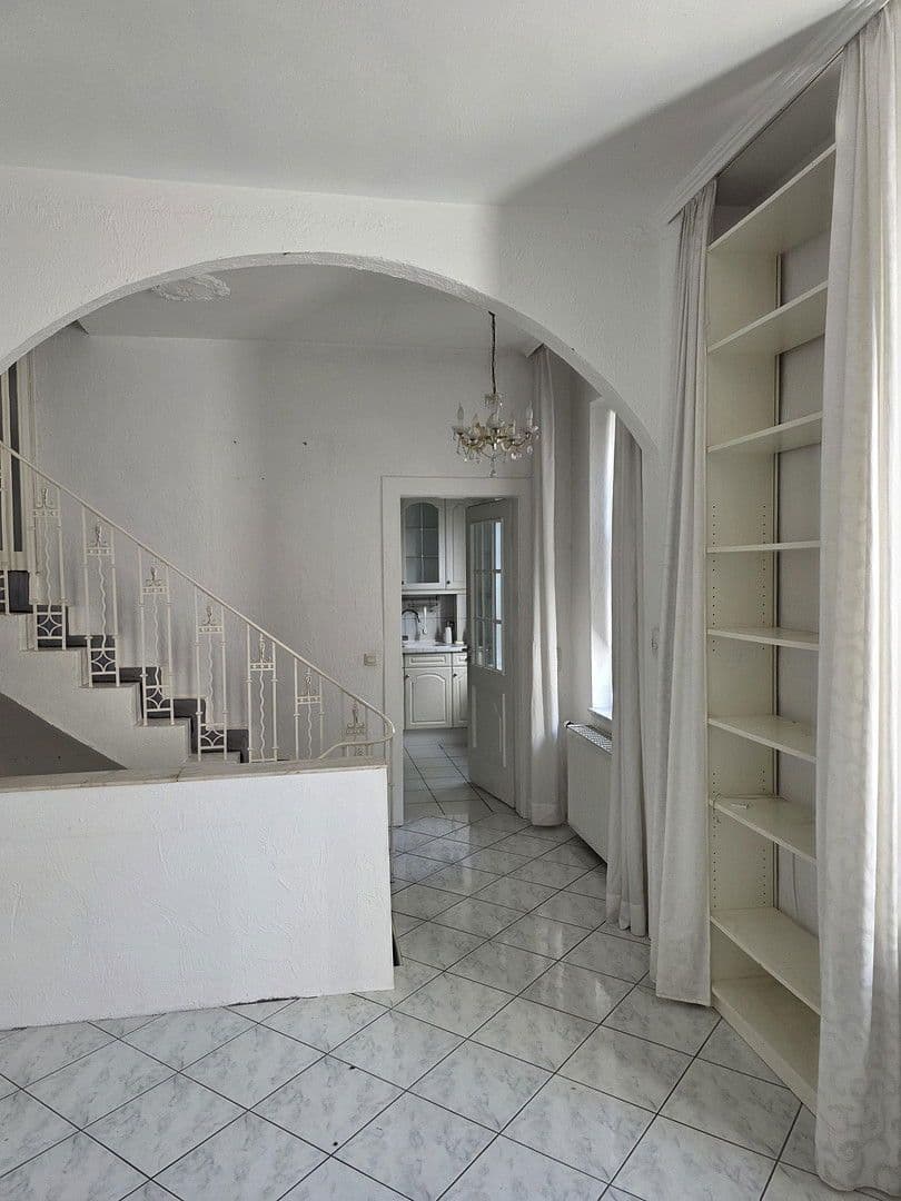 Pronájem domu 140 m², pozemek 230 m², Düsseldorf, Severní Porýní-Vestfálsko Pronájem domu 140 m², pozemek 230 m², Düsseldorf, Severní Porýní-Vestfálsko