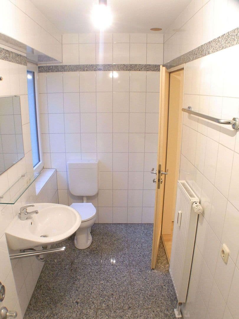 Pronájem bytu 2+1 46 m², Landsham b. Kirchheim, Bavorsko Pronájem bytu 2+1 46 m², Landsham b. Kirchheim, Bavorsko