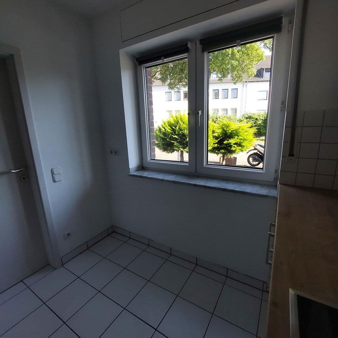 Prodej bytu 3+1 91 m², Cáchy, Severní Porýní-Vestfálsko Prodej bytu 3+1 91 m², Cáchy, Severní Porýní-Vestfálsko
