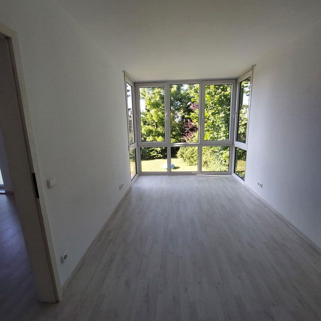 Prodej bytu 3+1 91 m², Cáchy, Severní Porýní-Vestfálsko Prodej bytu 3+1 91 m², Cáchy, Severní Porýní-Vestfálsko