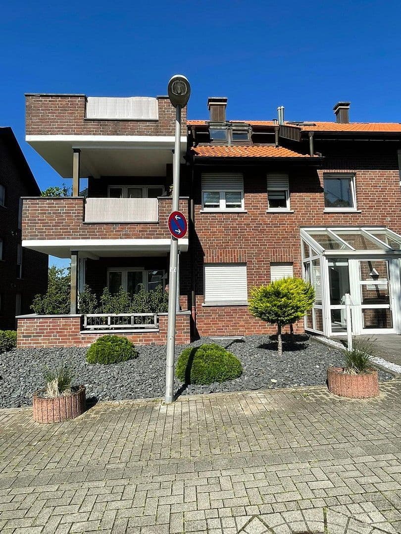 Prodej bytu 3+1 91 m², Cáchy, Severní Porýní-Vestfálsko Prodej bytu 3+1 91 m², Cáchy, Severní Porýní-Vestfálsko