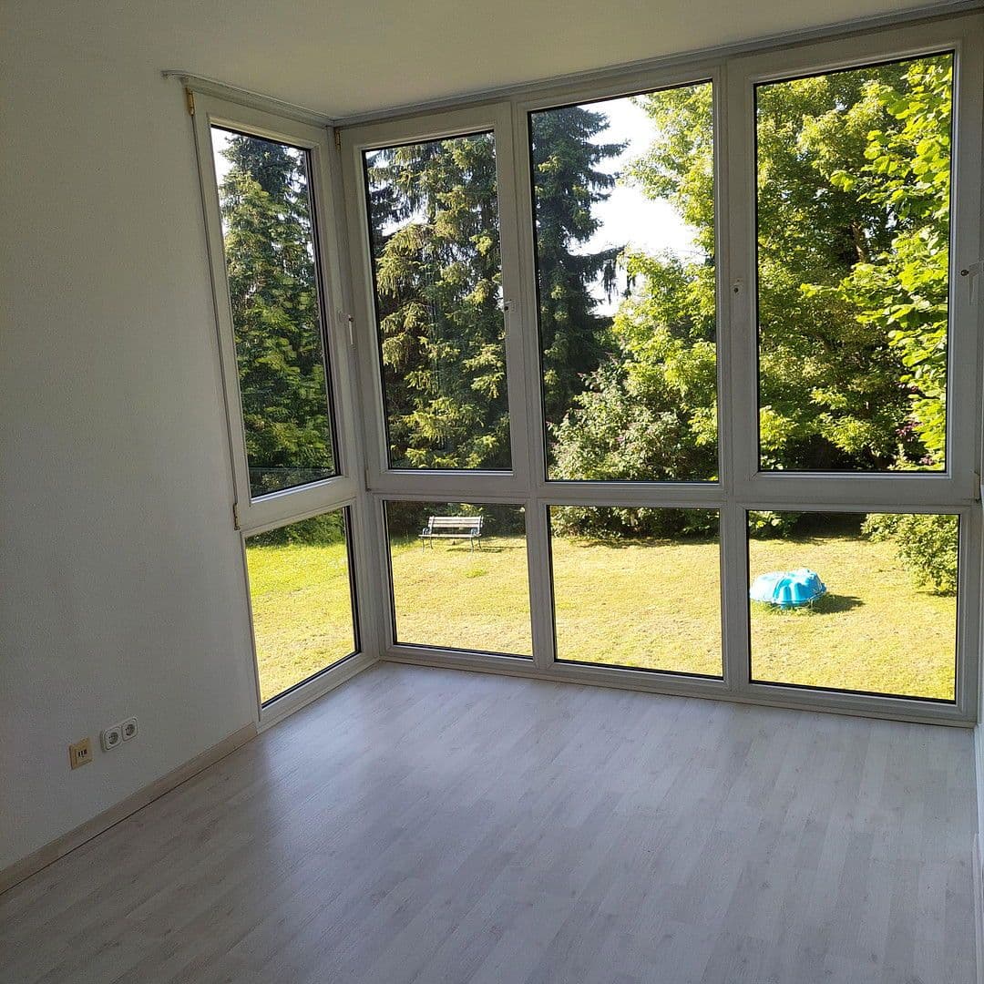 Prodej bytu 3+1 91 m², Cáchy, Severní Porýní-Vestfálsko Prodej bytu 3+1 91 m², Cáchy, Severní Porýní-Vestfálsko