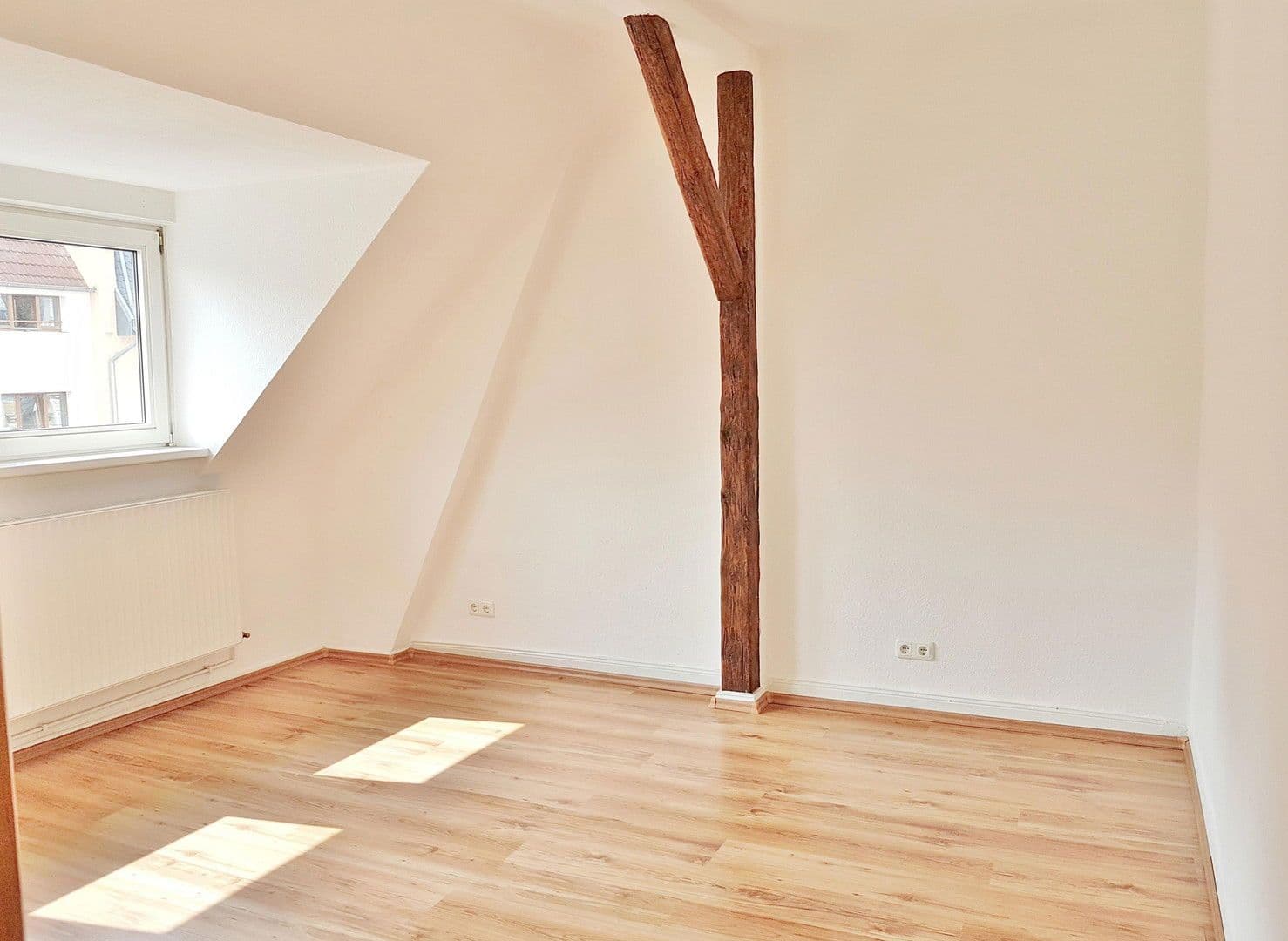 Pronájem bytu 4+1 135 m², Hildesheim, Dolní Sasko Pronájem bytu 4+1 135 m², Hildesheim, Dolní Sasko