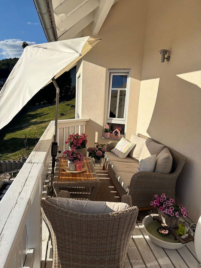 Prodej domu 210 m², pozemek 518 m², Höchst im Odenwald, Hessen Prodej domu 210 m², pozemek 518 m², Höchst im Odenwald, Hessen