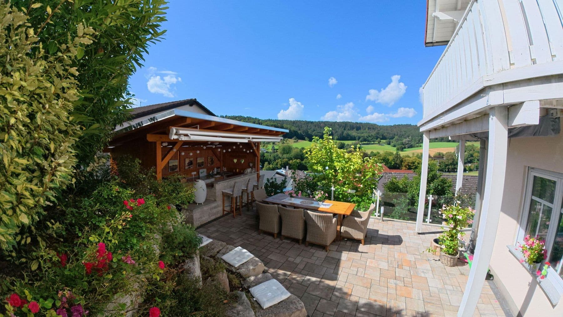 Prodej domu 210 m², pozemek 518 m², Höchst im Odenwald, Hessen Prodej domu 210 m², pozemek 518 m², Höchst im Odenwald, Hessen