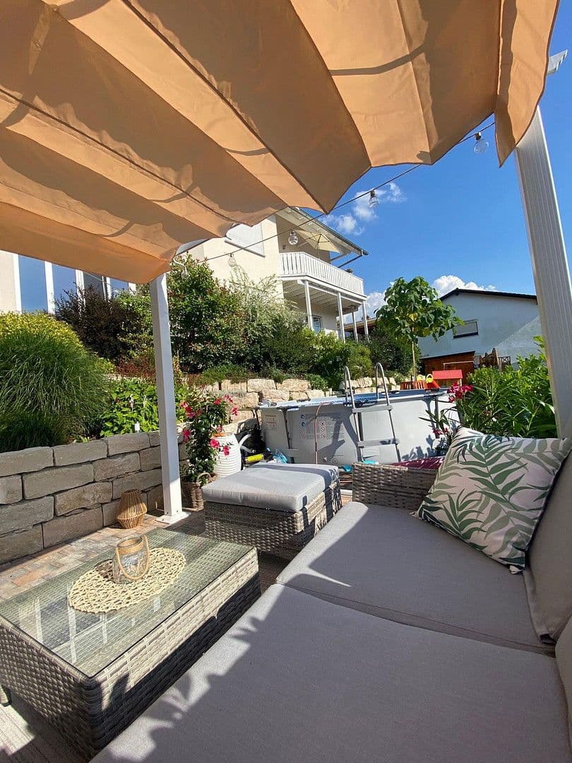 Prodej domu 210 m², pozemek 518 m², Höchst im Odenwald, Hessen Prodej domu 210 m², pozemek 518 m², Höchst im Odenwald, Hessen