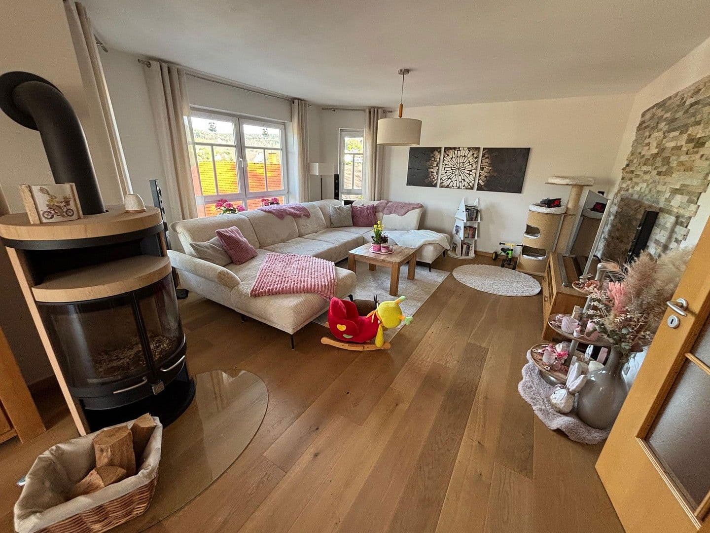 Prodej domu 210 m², pozemek 518 m², Höchst im Odenwald, Hessen Prodej domu 210 m², pozemek 518 m², Höchst im Odenwald, Hessen