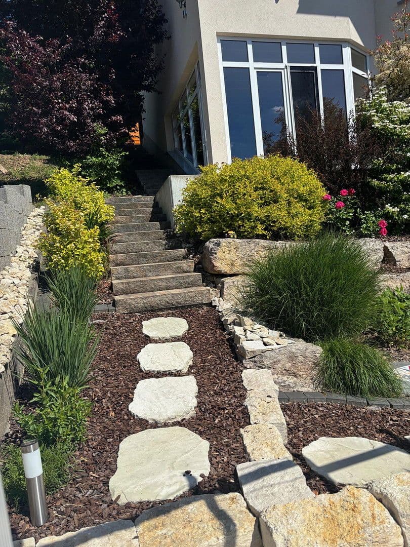 Prodej domu 210 m², pozemek 518 m², Höchst im Odenwald, Hessen Prodej domu 210 m², pozemek 518 m², Höchst im Odenwald, Hessen