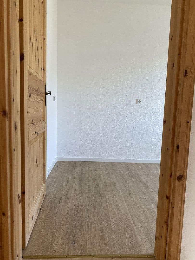 Pronájem bytu 3+1 70 m², Beethovenstraße 14, Hückeswagen, Severní Porýní-Vestfálsko Pronájem bytu 3+1 70 m², Beethovenstraße 14, Hückeswagen, Severní Porýní-Vestfálsko