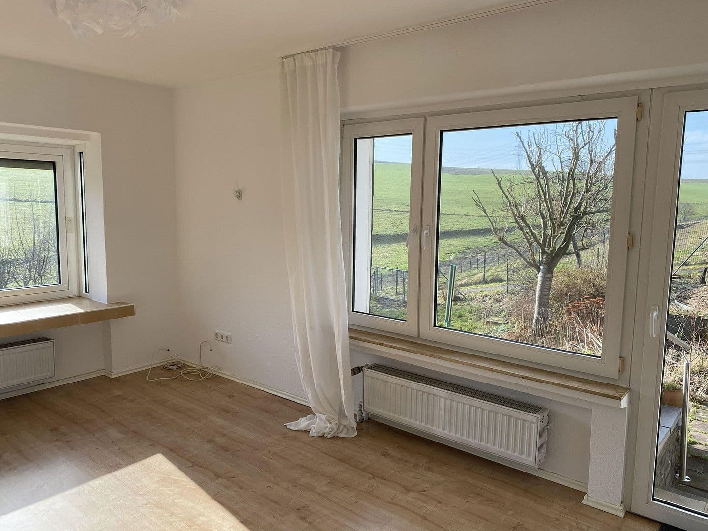 Pronájem bytu 3+1 70 m², Beethovenstraße 14, Hückeswagen, Severní Porýní-Vestfálsko Pronájem bytu 3+1 70 m², Beethovenstraße 14, Hückeswagen, Severní Porýní-Vestfálsko