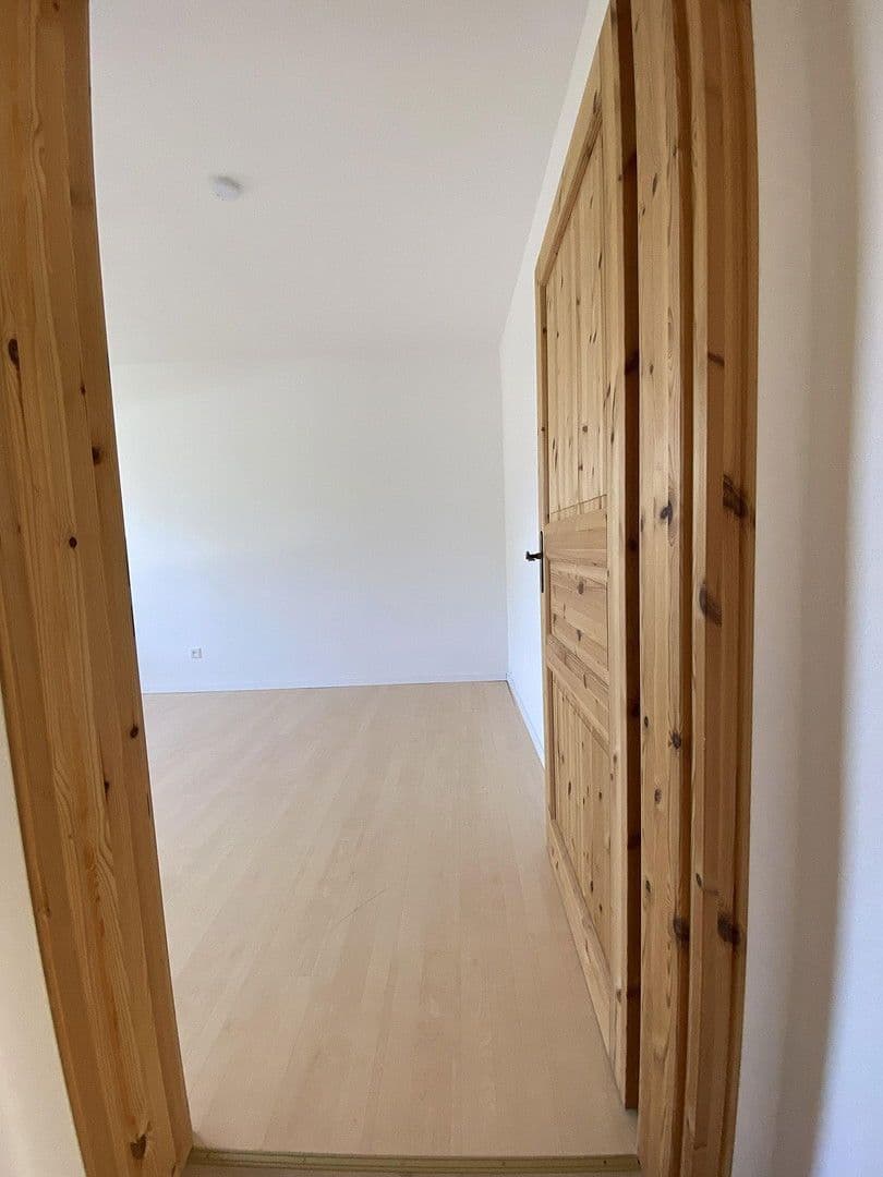 Pronájem bytu 3+1 70 m², Beethovenstraße 14, Hückeswagen, Severní Porýní-Vestfálsko Pronájem bytu 3+1 70 m², Beethovenstraße 14, Hückeswagen, Severní Porýní-Vestfálsko