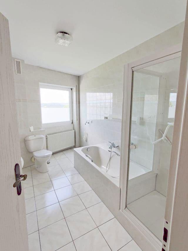 Pronájem bytu 3+1 96 m², Koblenz, Porýní-Falc Pronájem bytu 3+1 96 m², Koblenz, Porýní-Falc