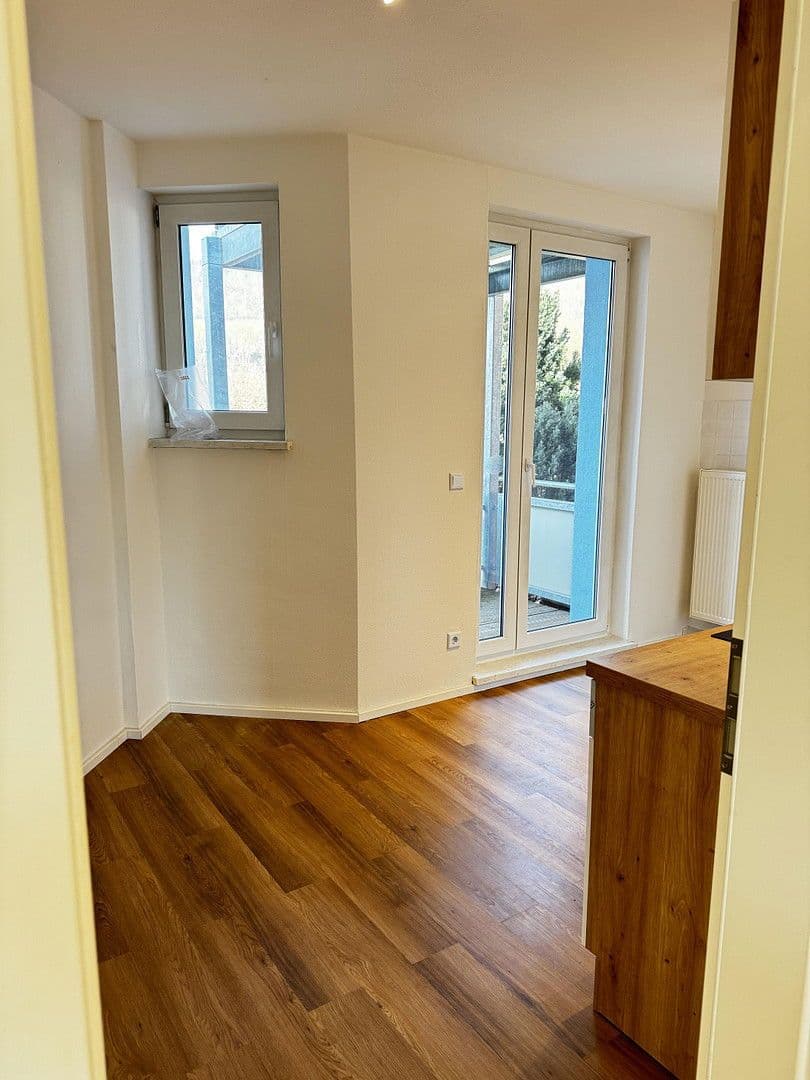 Pronájem bytu 2+kk 58 m², Prüssingstraße 17, Jena, Durynsko Pronájem bytu 2+kk 58 m², Prüssingstraße 17, Jena, Durynsko