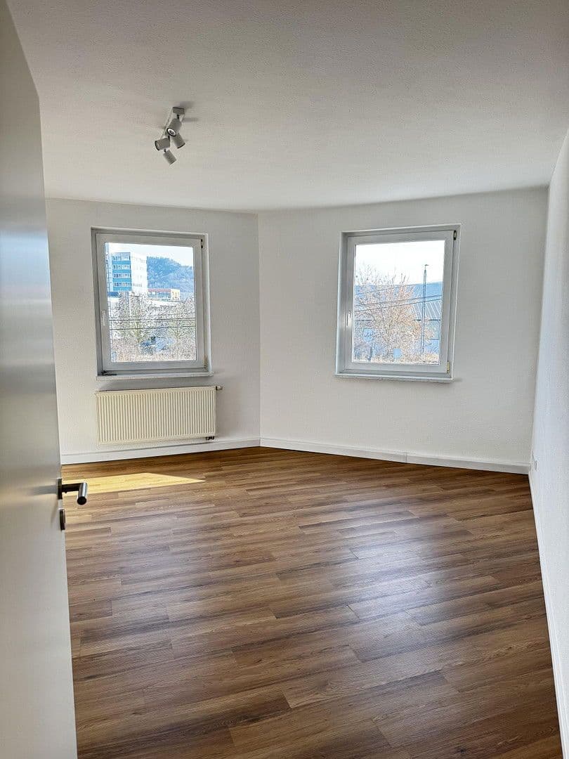Pronájem bytu 2+kk 58 m², Prüssingstraße 17, Jena, Durynsko Pronájem bytu 2+kk 58 m², Prüssingstraße 17, Jena, Durynsko