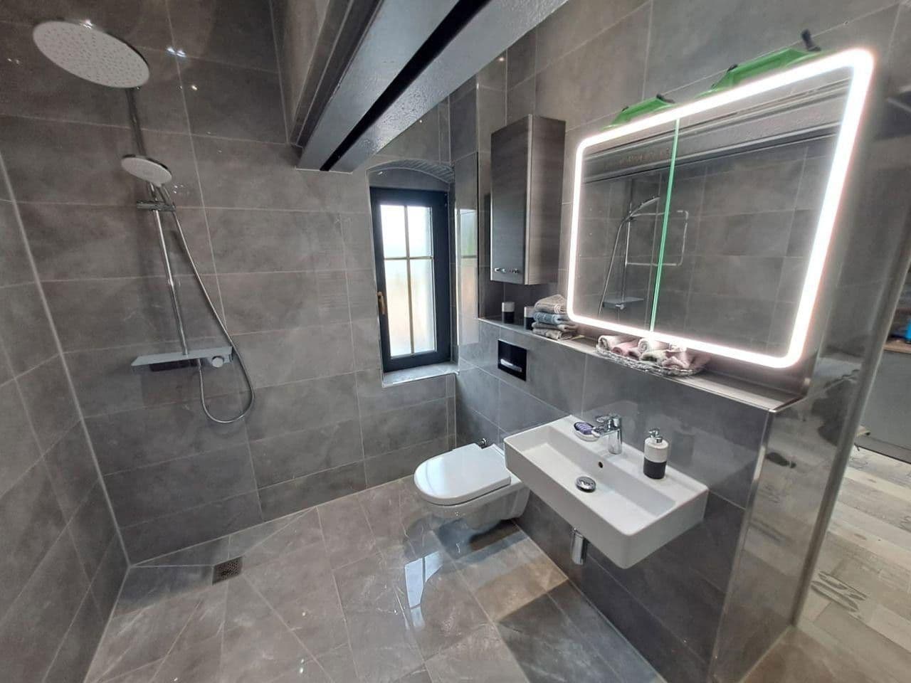 Pronájem bytu 3+1 20 m², Berlin, Berlín Pronájem bytu 3+1 20 m², Berlin, Berlín