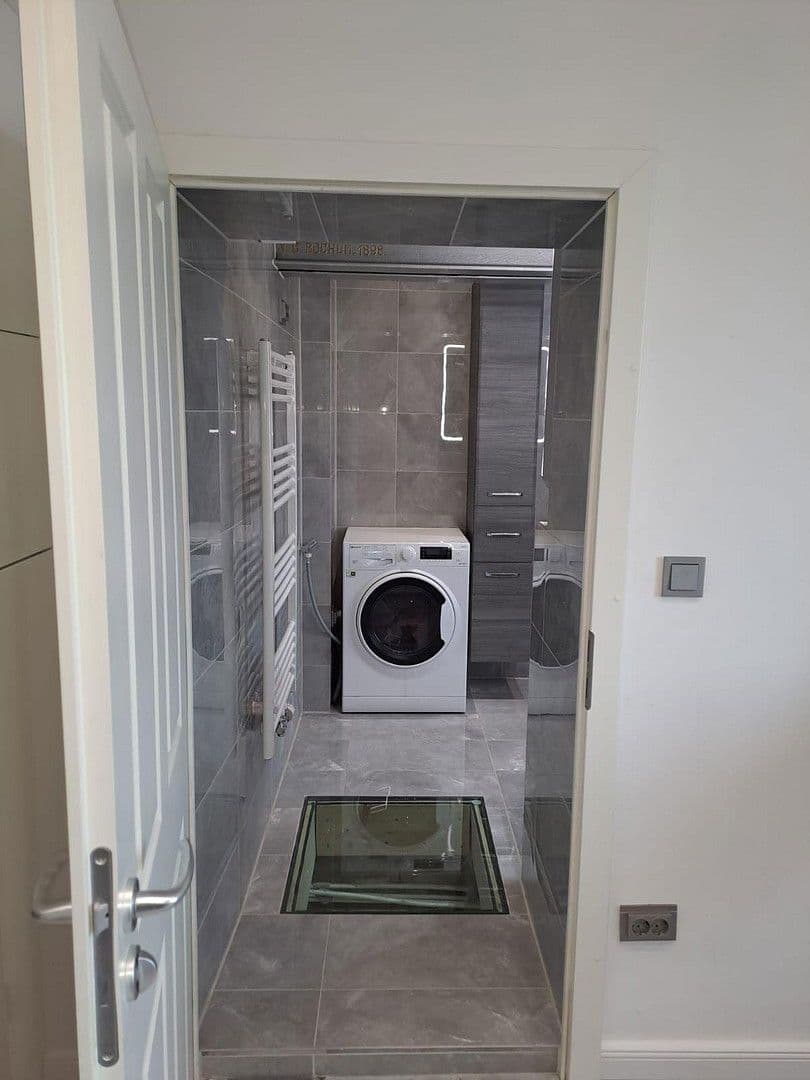 Pronájem bytu 3+1 20 m², Berlin, Berlín Pronájem bytu 3+1 20 m², Berlin, Berlín