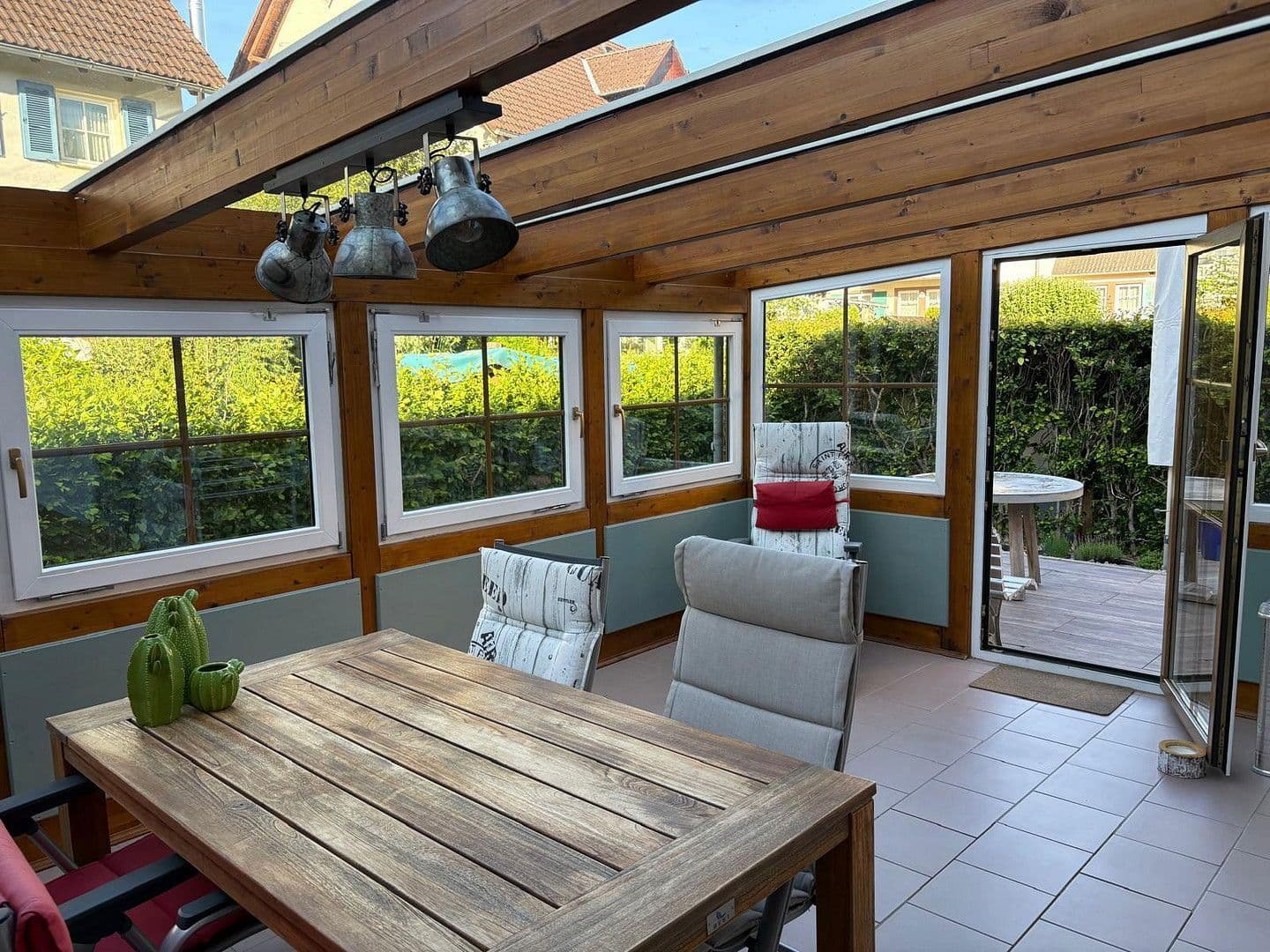 Prodej domu 224 m², pozemek 658 m², Unterkirnach, Bádensko-Württembersko Prodej domu 224 m², pozemek 658 m², Unterkirnach, Bádensko-Württembersko