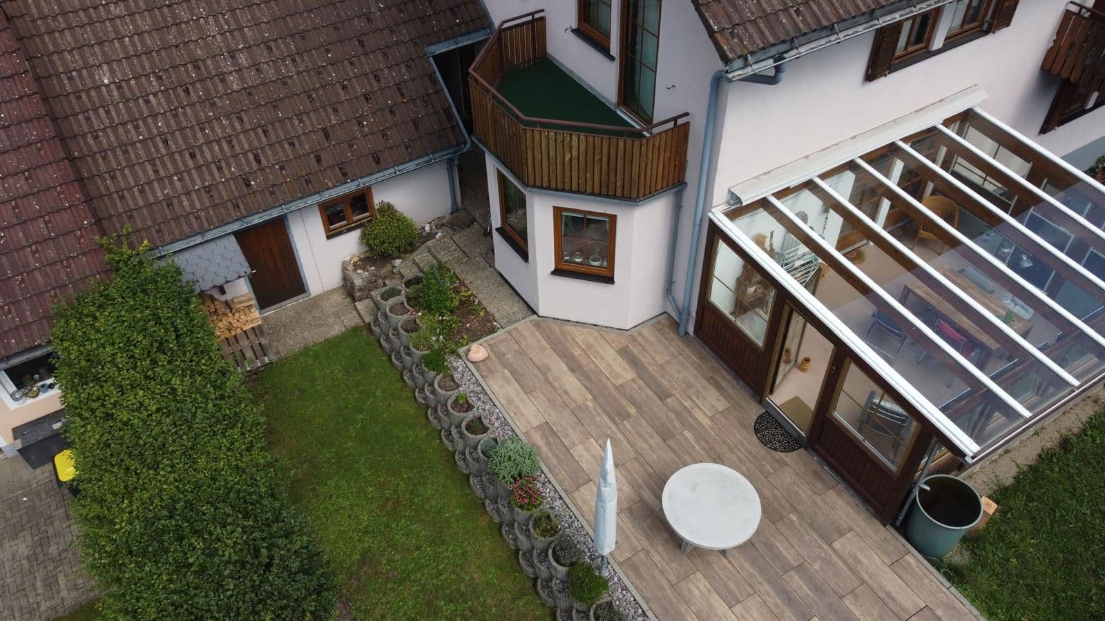 Prodej domu 224 m², pozemek 658 m², Unterkirnach, Bádensko-Württembersko Prodej domu 224 m², pozemek 658 m², Unterkirnach, Bádensko-Württembersko