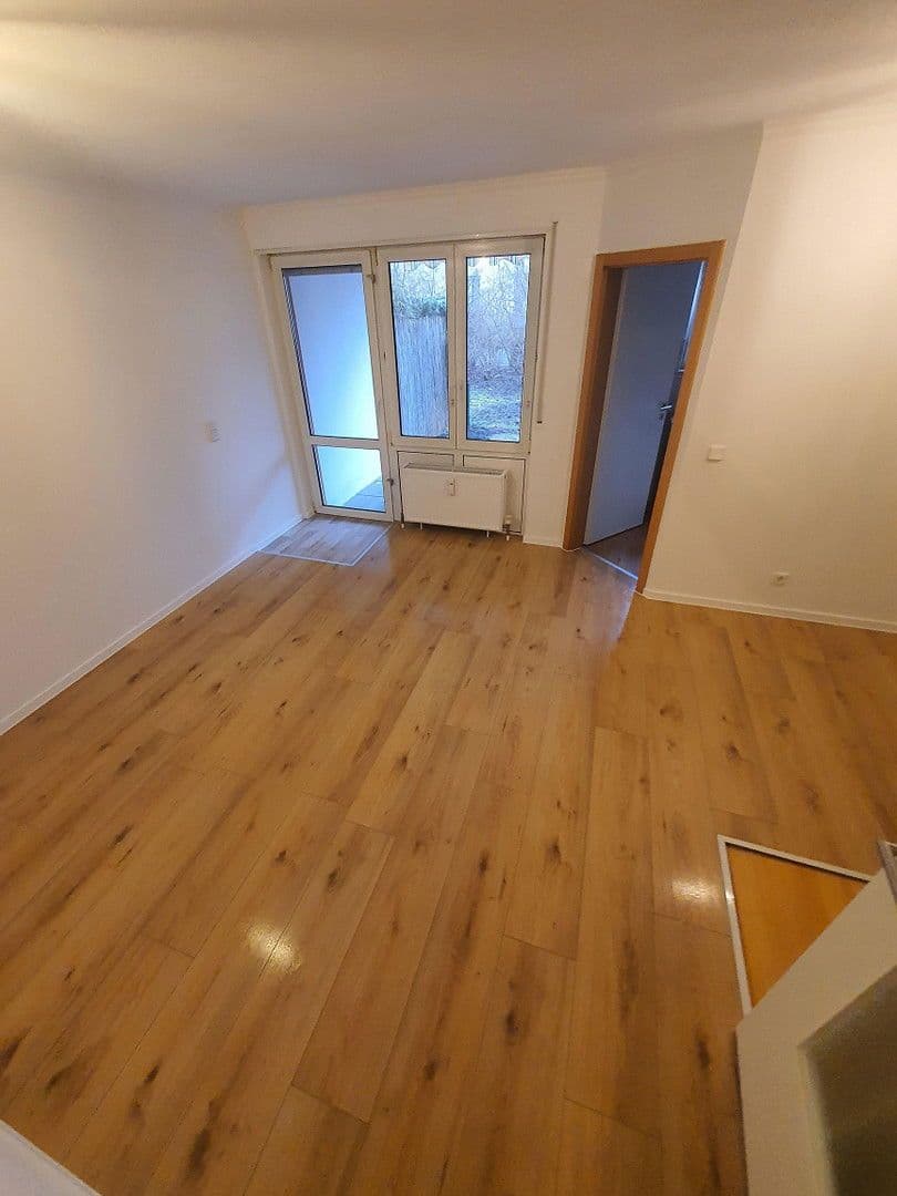 Pronájem bytu 4+1 83 m², Distelweg 2, Schöneiche bei Berlin, Braniborsko Pronájem bytu 4+1 83 m², Distelweg 2, Schöneiche bei Berlin, Braniborsko