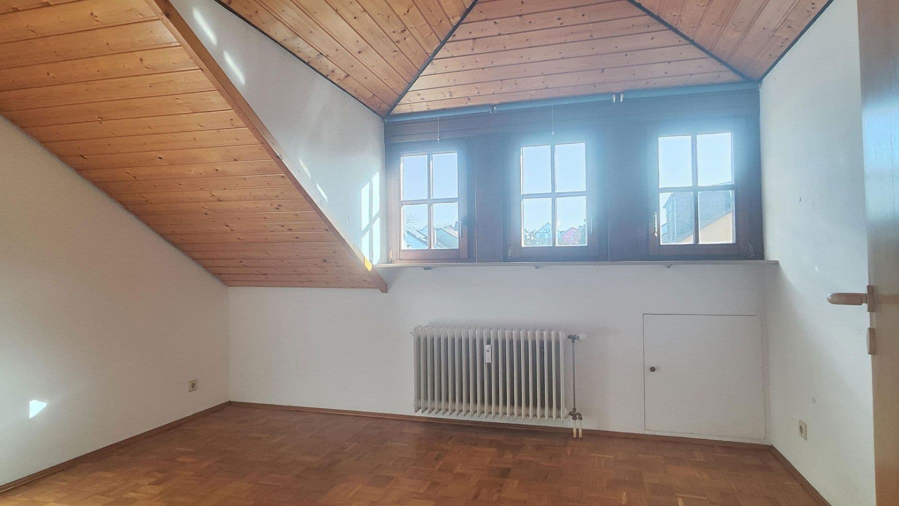 Prodej bytu 4+1 96 m², Waldbronn, Bádensko-Württembersko Prodej bytu 4+1 96 m², Waldbronn, Bádensko-Württembersko