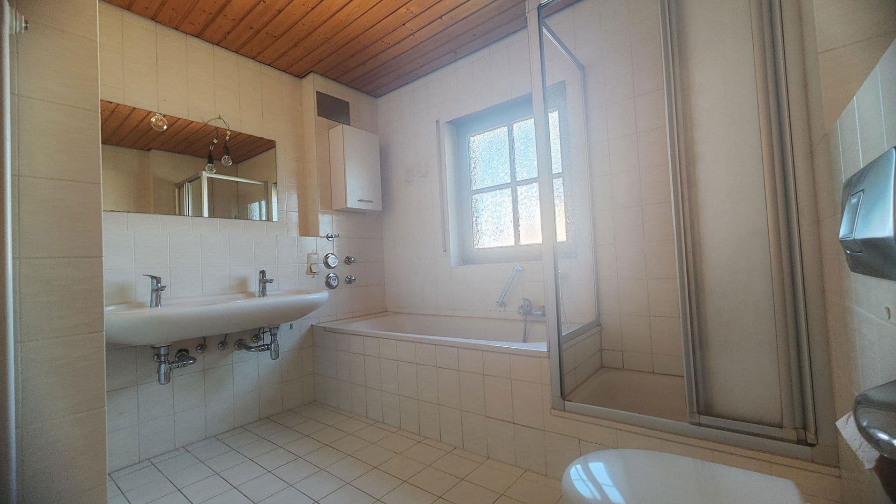 Prodej bytu 4+1 96 m², Waldbronn, Bádensko-Württembersko Prodej bytu 4+1 96 m², Waldbronn, Bádensko-Württembersko