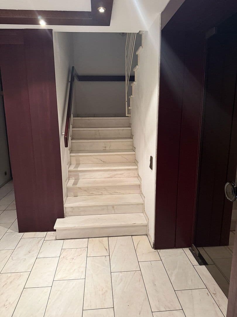 Prodej domu 149 m², pozemek 322 m², Hölderlinweg 39, Münster, Severní Porýní-Vestfálsko Prodej domu 149 m², pozemek 322 m², Hölderlinweg 39, Münster, Severní Porýní-Vestfálsko