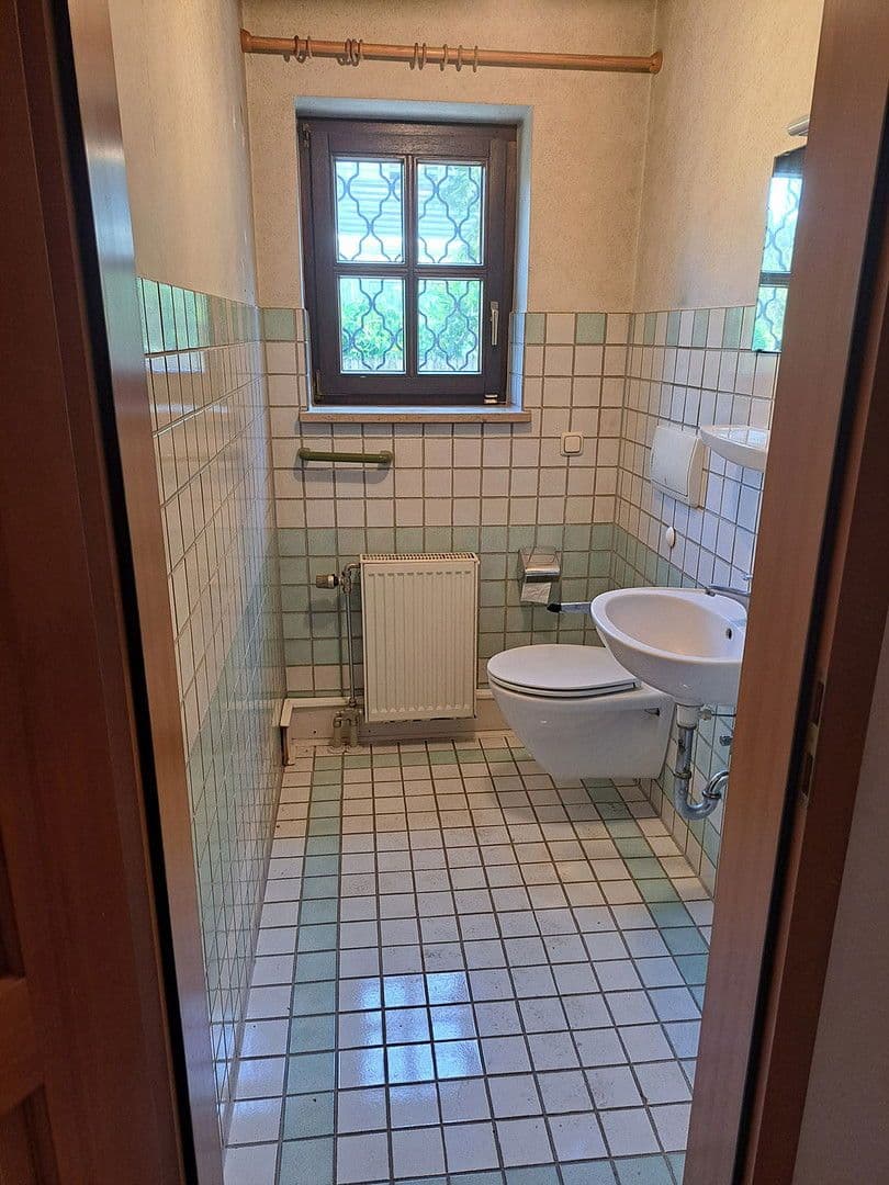 Prodej domu 268 m², pozemek 1.086 m², Ludwig-Ganghofer-Str. 36, Grünwald, Bavorsko Prodej domu 268 m², pozemek 1.086 m², Ludwig-Ganghofer-Str. 36, Grünwald, Bavorsko