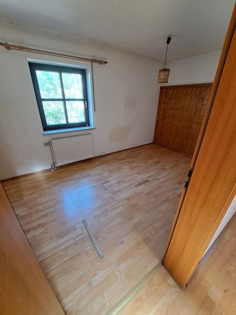 Prodej domu 268 m², pozemek 1.086 m², Ludwig-Ganghofer-Str. 36, Grünwald, Bavorsko Prodej domu 268 m², pozemek 1.086 m², Ludwig-Ganghofer-Str. 36, Grünwald, Bavorsko