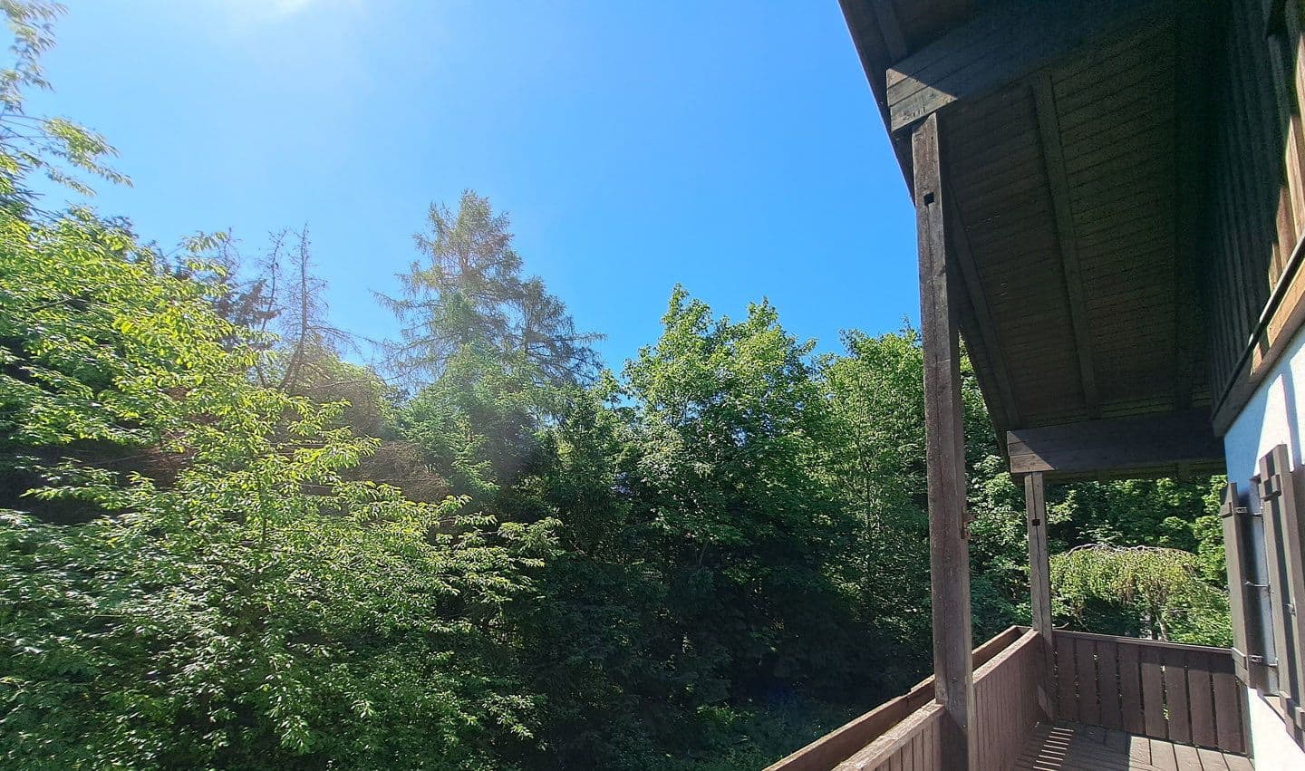 Prodej domu 268 m², pozemek 1.086 m², Ludwig-Ganghofer-Str. 36, Grünwald, Bavorsko Prodej domu 268 m², pozemek 1.086 m², Ludwig-Ganghofer-Str. 36, Grünwald, Bavorsko