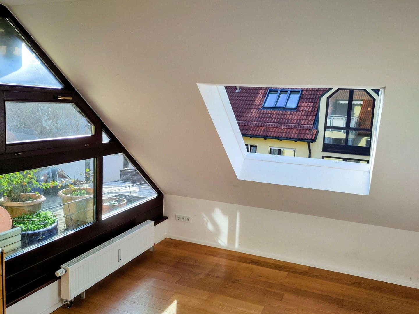 Pronájem bytu 3+1 102 m², Memlingstr. 2, München, Bavorsko Pronájem bytu 3+1 102 m², Memlingstr. 2, München, Bavorsko