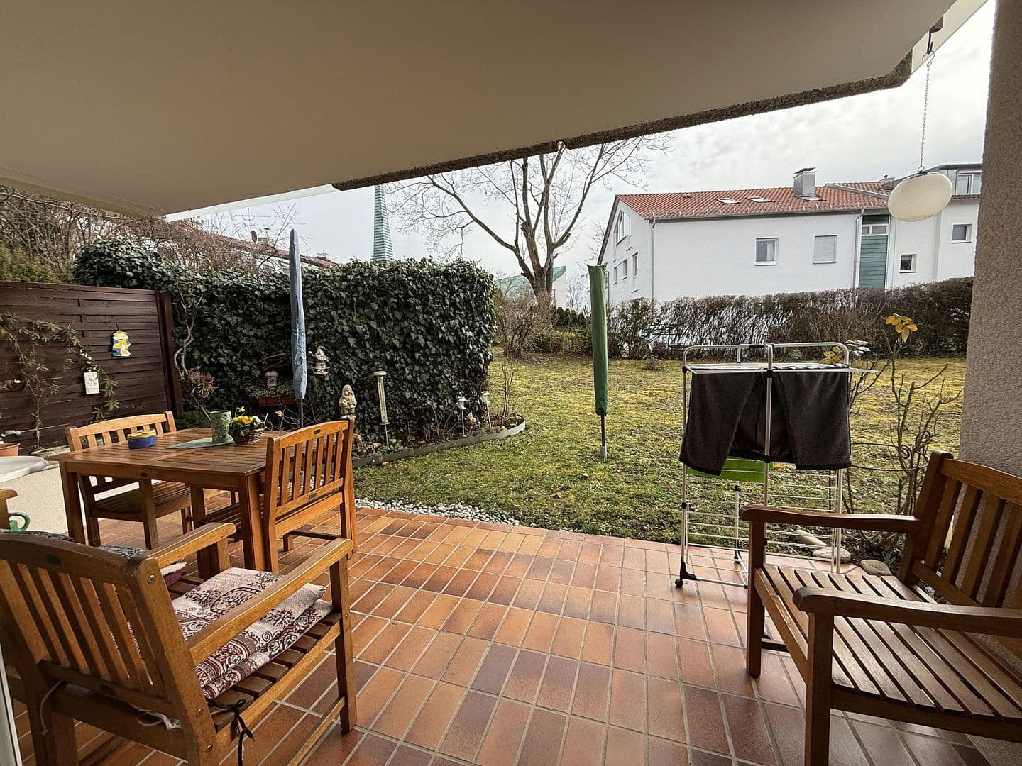 Prodej domu 383 m², pozemek 672 m², Auf der Gans 24, Stuttgart Sommerrain, Bádensko-Württembersko Prodej domu 383 m², pozemek 672 m², Auf der Gans 24, Stuttgart Sommerrain, Bádensko-Württembersko