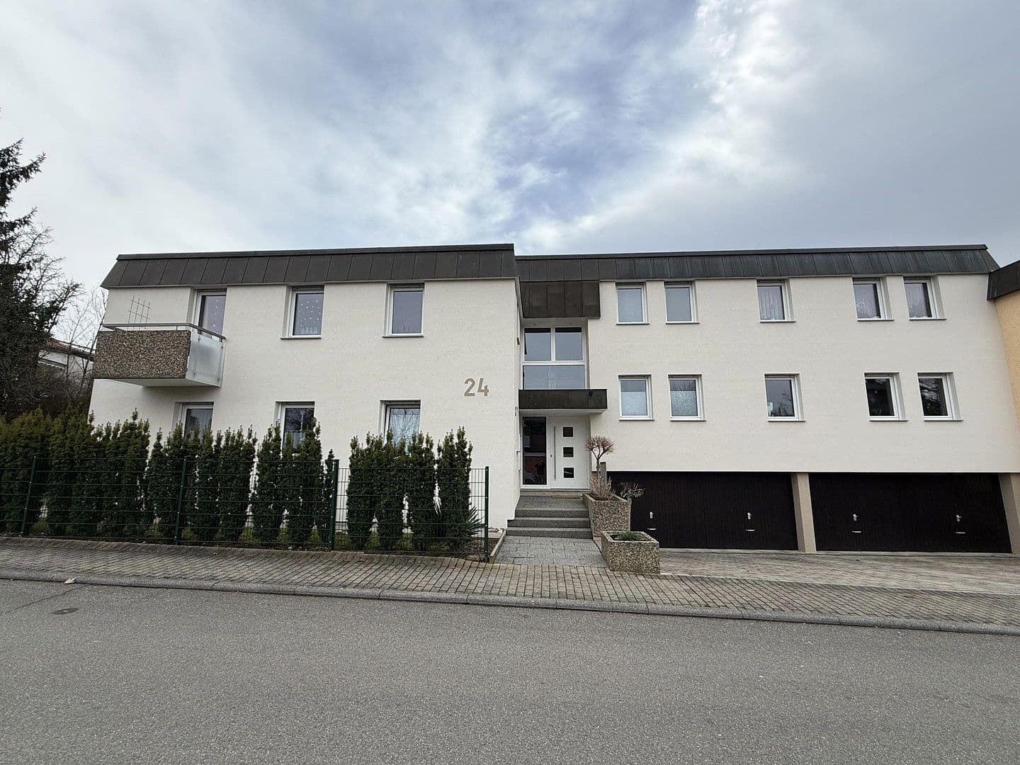 Prodej domu 383 m², pozemek 672 m², Auf der Gans 24, Stuttgart Sommerrain, Bádensko-Württembersko Prodej domu 383 m², pozemek 672 m², Auf der Gans 24, Stuttgart Sommerrain, Bádensko-Württembersko