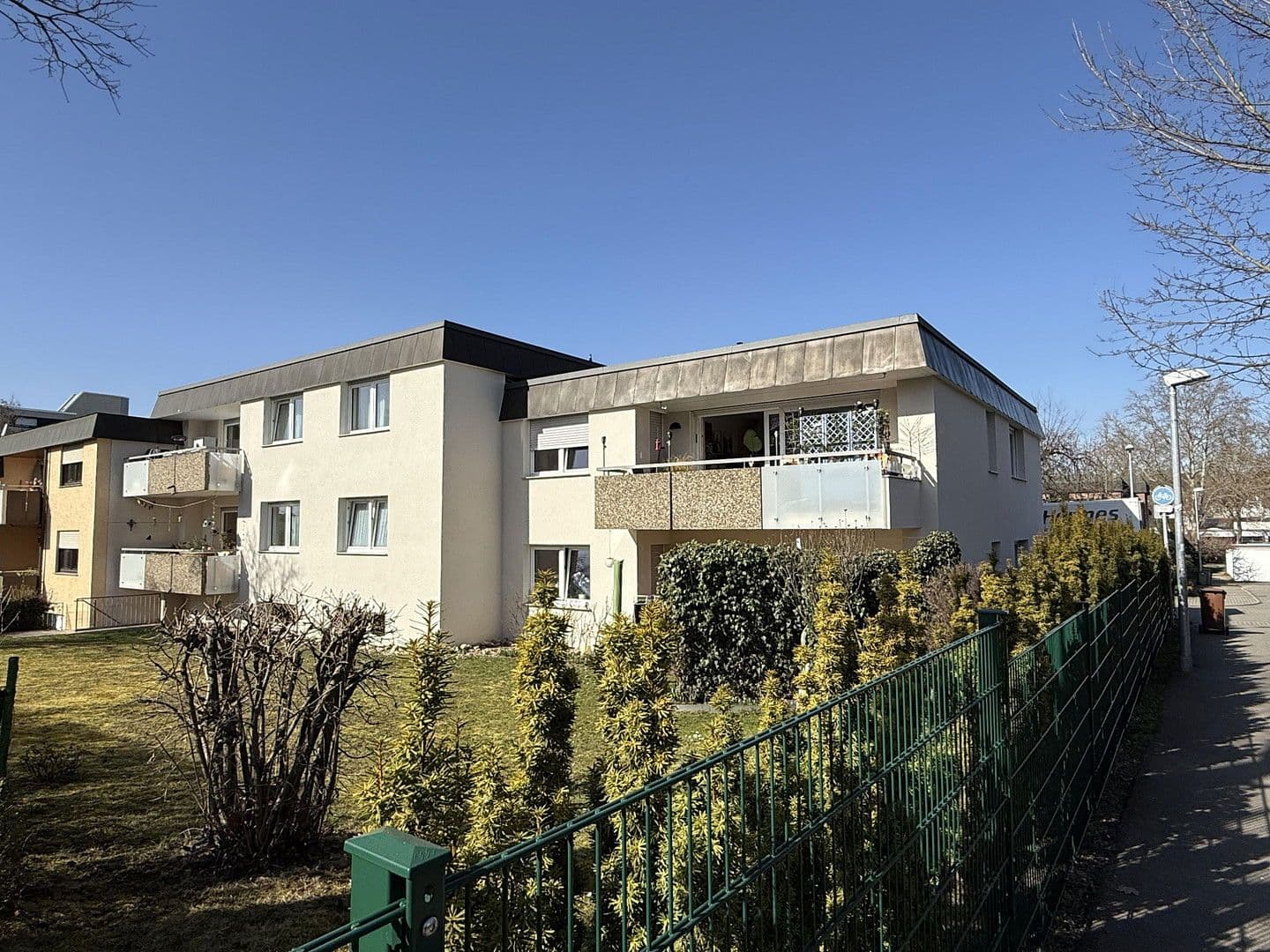 Prodej domu 383 m², pozemek 672 m², Auf der Gans 24, Stuttgart Sommerrain, Bádensko-Württembersko Prodej domu 383 m², pozemek 672 m², Auf der Gans 24, Stuttgart Sommerrain, Bádensko-Württembersko
