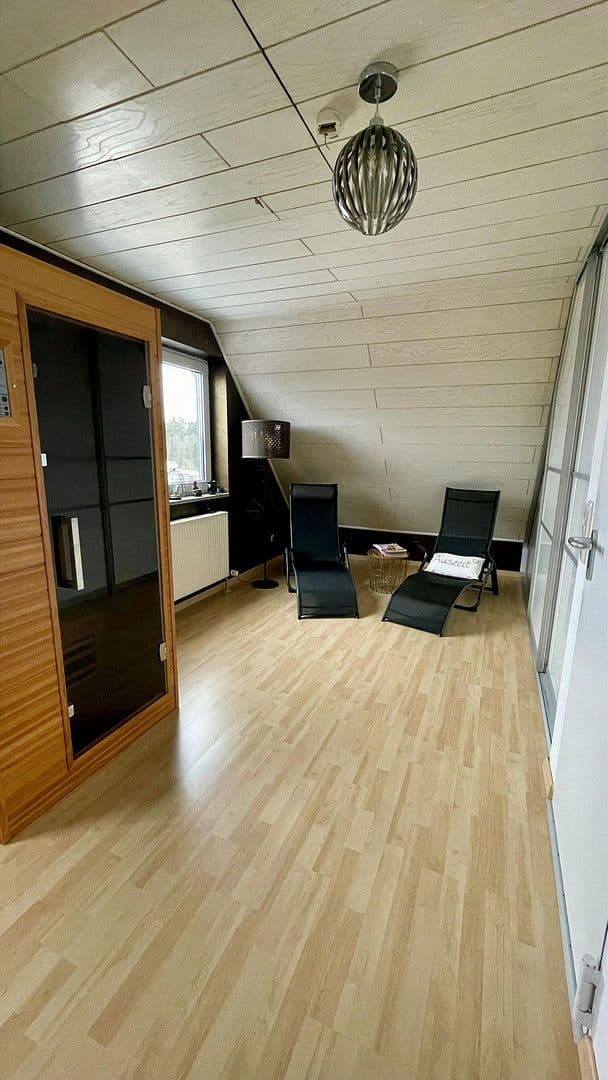 Prodej bytu 4+1 108 m², Ludwig-Thoma-Straße 16, Feucht, Bavorsko Prodej bytu 4+1 108 m², Ludwig-Thoma-Straße 16, Feucht, Bavorsko