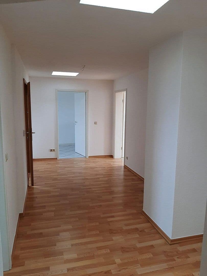 Pronájem bytu 3+1 86 m², Gera, Durynsko Pronájem bytu 3+1 86 m², Gera, Durynsko