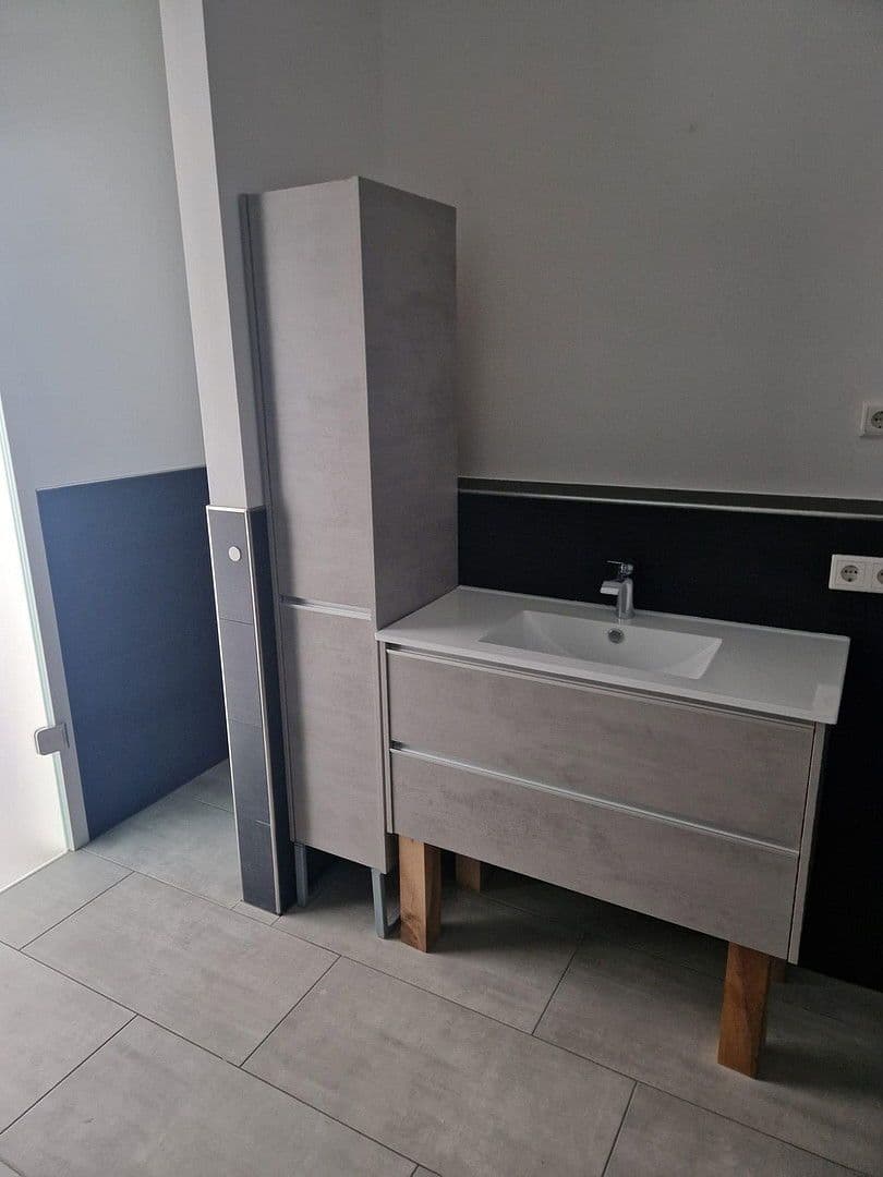 Pronájem bytu 4+1 155 m², Grenzach-Wyhlen, Bádensko-Württembersko Pronájem bytu 4+1 155 m², Grenzach-Wyhlen, Bádensko-Württembersko