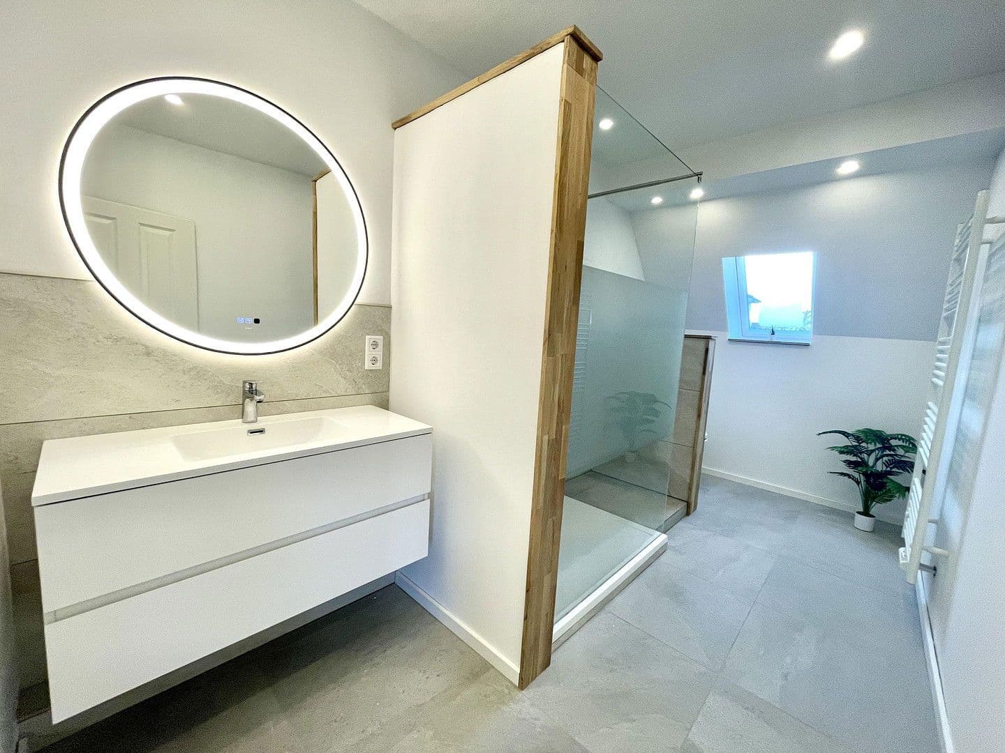 Prodej bytu 3+1 94 m², Theodor-Storm-Straße 12, Büsum, Šlesvicko-Holštýnsko Prodej bytu 3+1 94 m², Theodor-Storm-Straße 12, Büsum, Šlesvicko-Holštýnsko