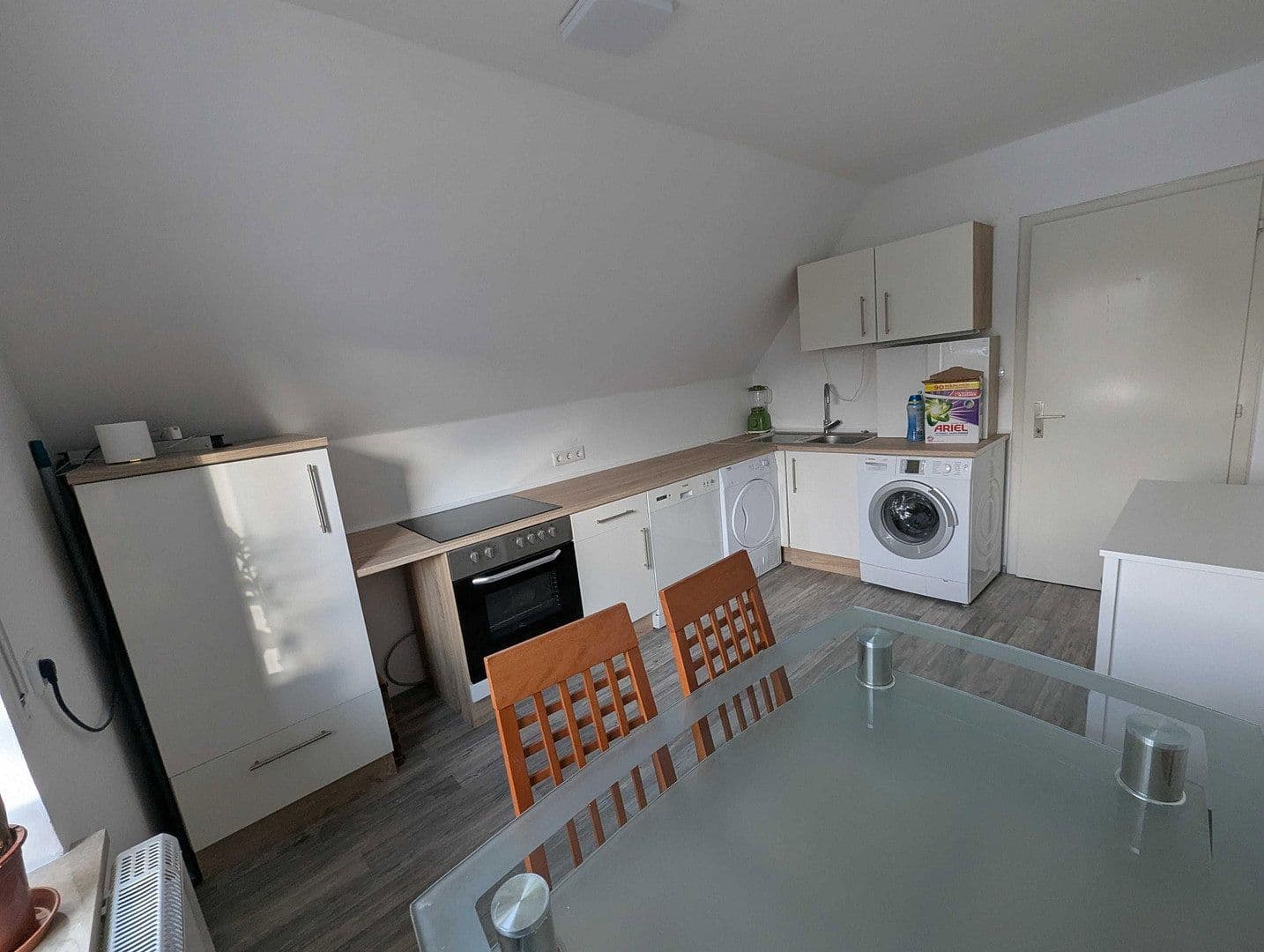 Prodej domu 115 m², pozemek 683 m², Walkertshofen, Bavorsko Prodej domu 115 m², pozemek 683 m², Walkertshofen, Bavorsko