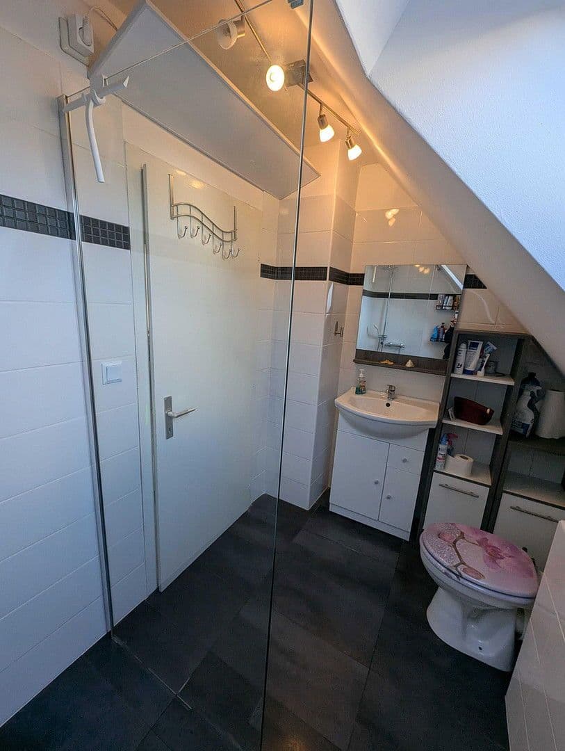 Prodej domu 115 m², pozemek 683 m², Walkertshofen, Bavorsko Prodej domu 115 m², pozemek 683 m², Walkertshofen, Bavorsko