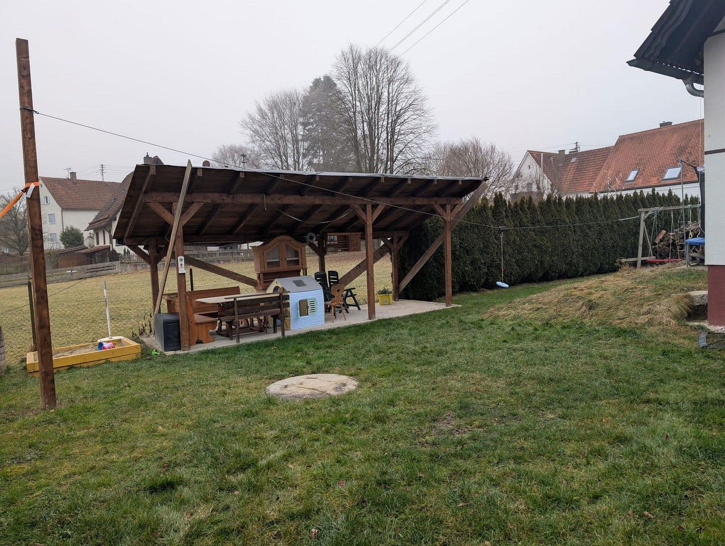 Prodej domu 115 m², pozemek 683 m², Walkertshofen, Bavorsko Prodej domu 115 m², pozemek 683 m², Walkertshofen, Bavorsko